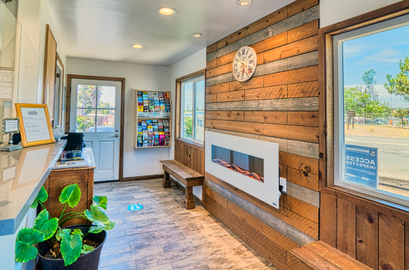 Guest Rooms at Ramona Valley Inn